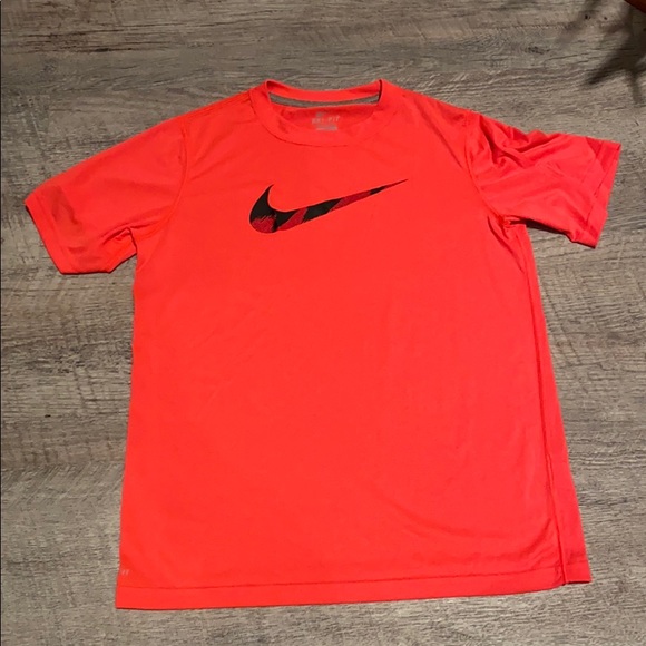Nike Other - Kid’s Nike Dri-Fit s/s size Large Shirt